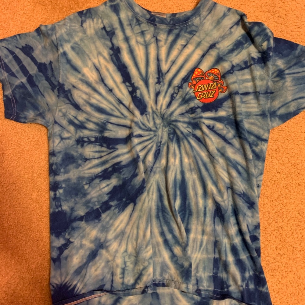 blue “mushroom” santa cruz short sleeve tee